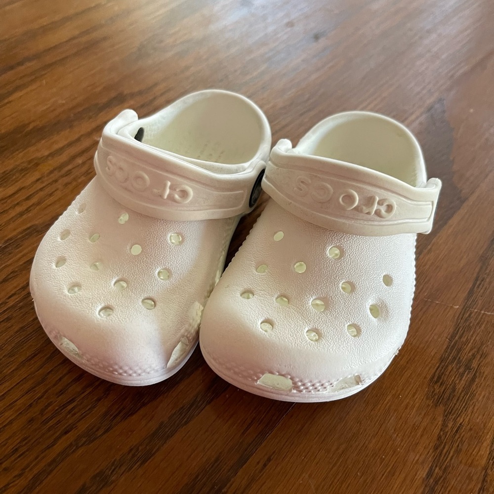 White toddler crocs